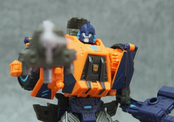 New Images Transformers Generations Wreckers Wave 4 Images Show Runination Team Figures  (47 of 51)